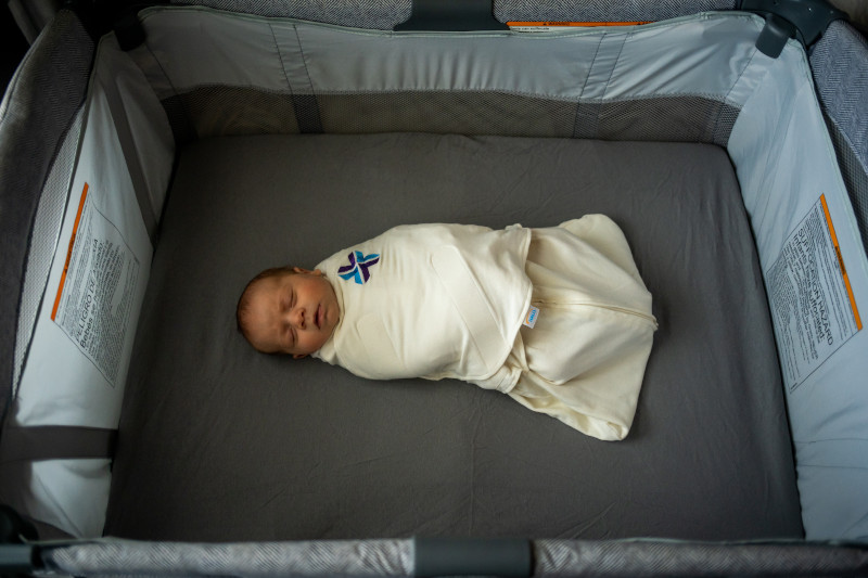 Pack and play bassinet safe for sleep hotsell